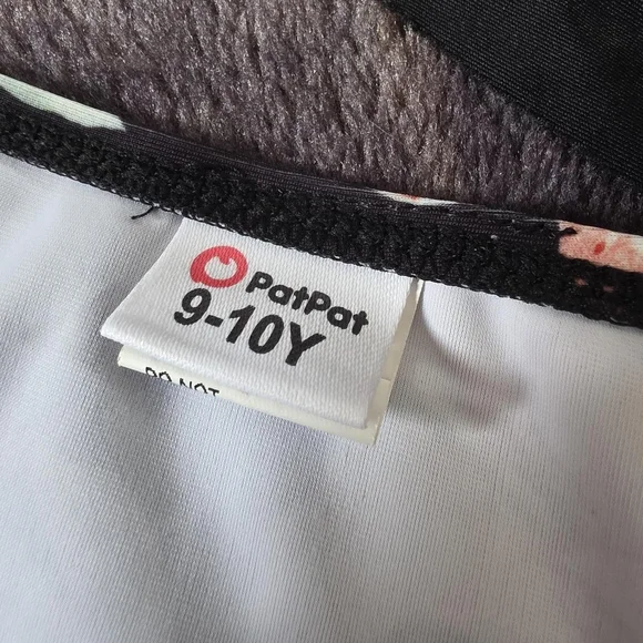 PatPat Black Kids Swimwear Top (9-10Y) - Picture 4 of 5